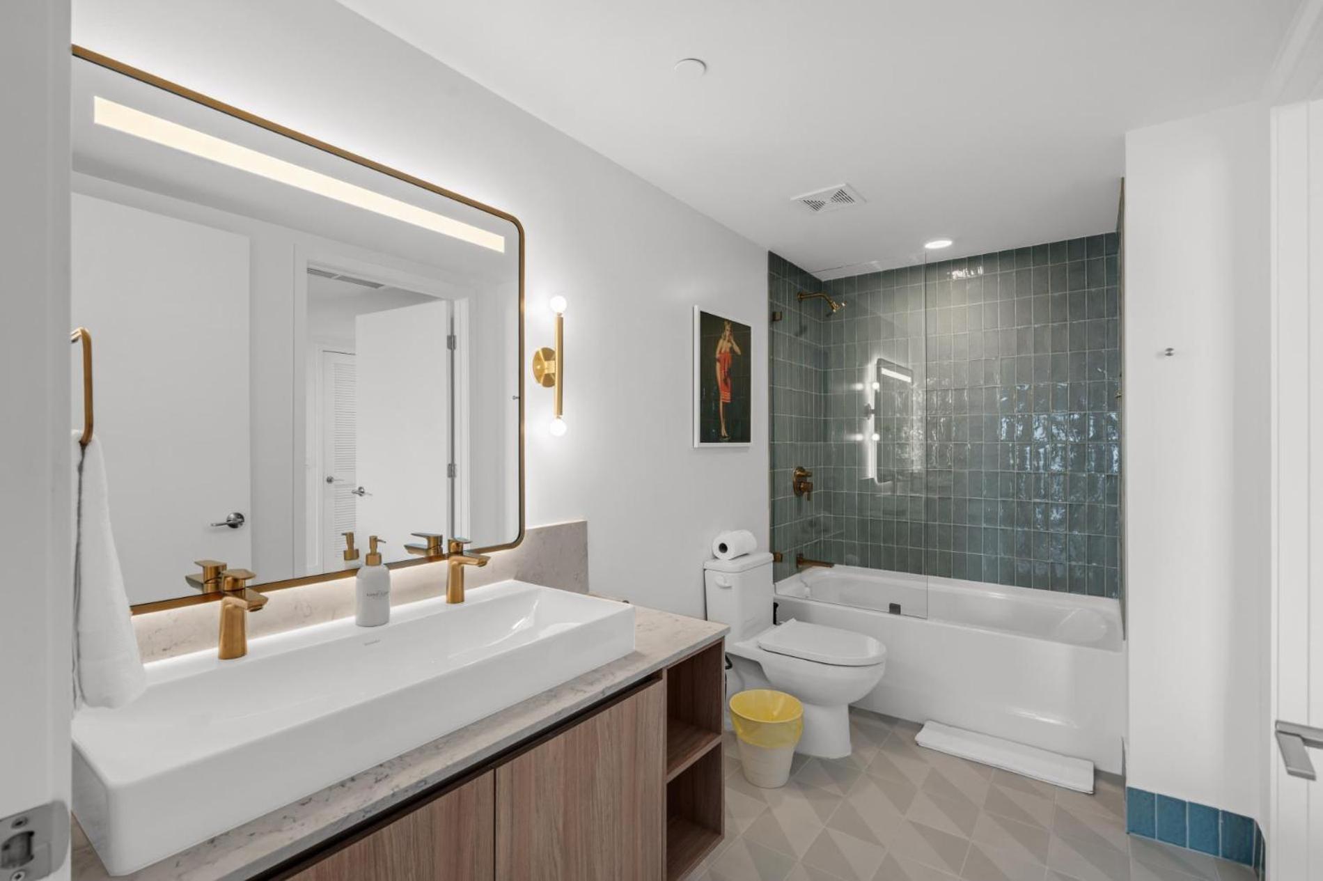 Modern 1Br Apartment With Breathtaking Views Heart Of Downtown Miami Exterior foto