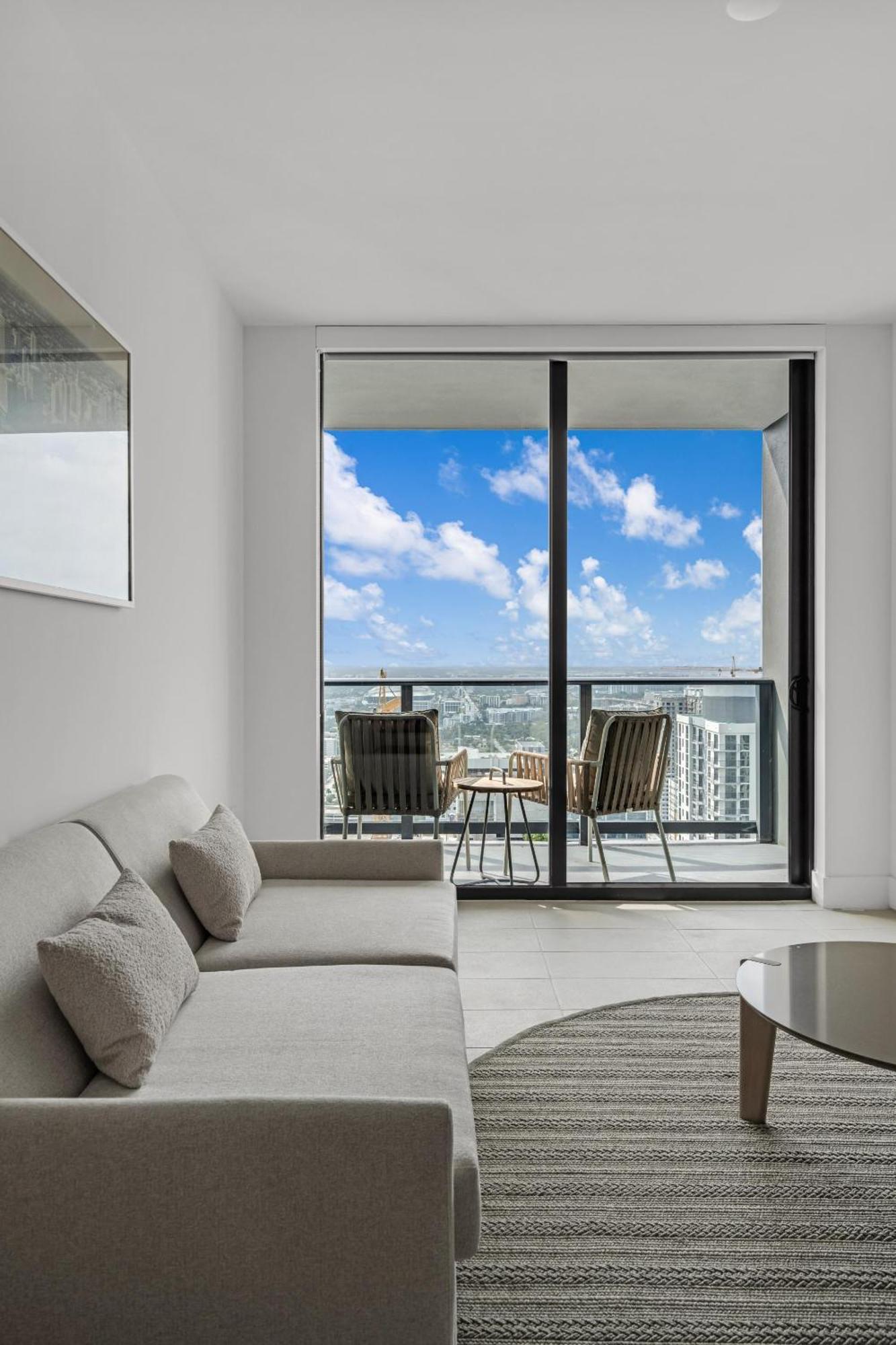 Modern 1Br Apartment With Breathtaking Views Heart Of Downtown Miami Exterior foto